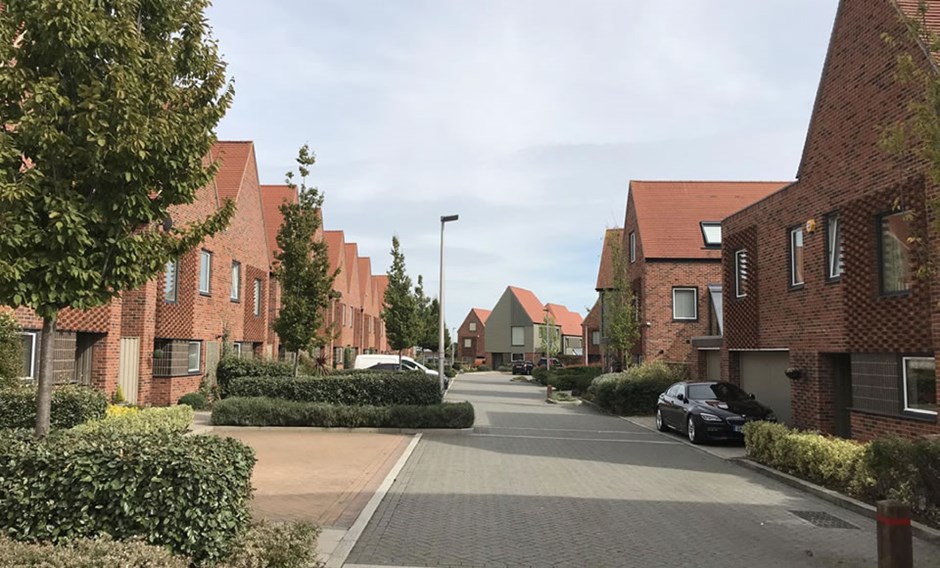 Shared surface streets at Horsted Park, Chatham.